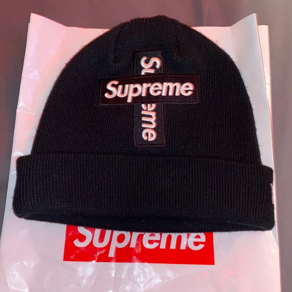 supreme bog logo crossover beanie, black